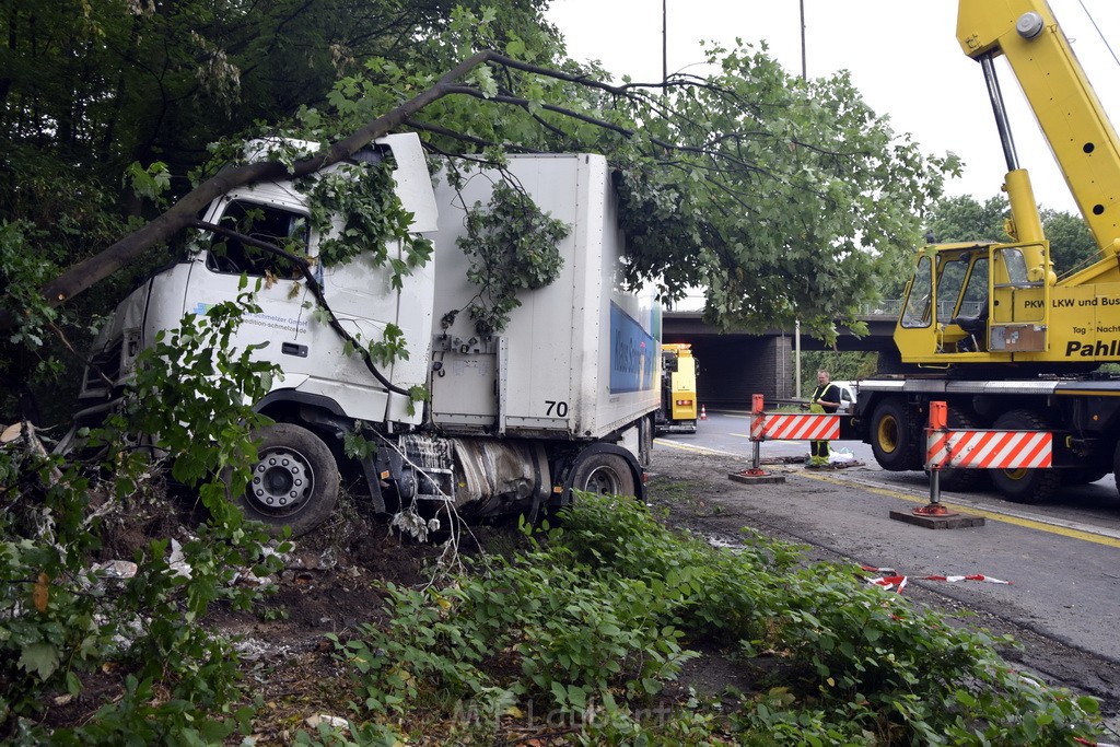 Schwerer VU A 3 Rich Oberhausen Hoehe AK Leverkusen P341.JPG - Miklos Laubert